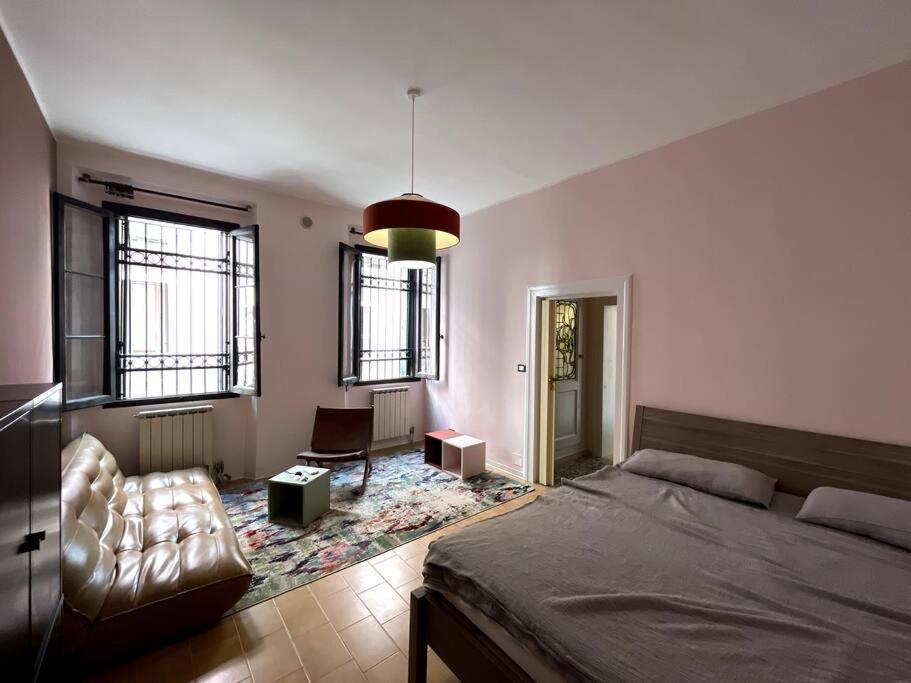 Venetian Pink Apartment In Dorsoduro Exterior photo