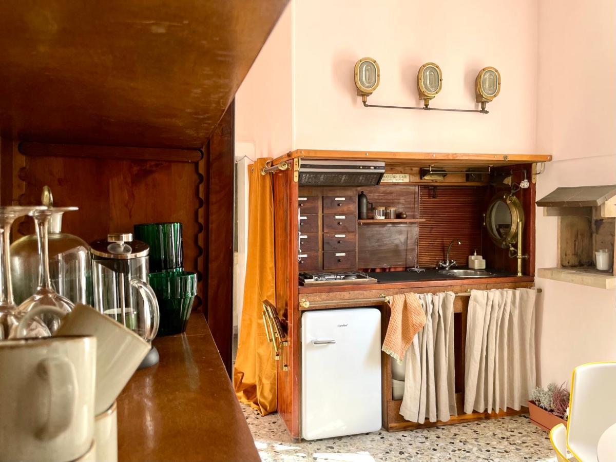Venetian Pink Apartment In Dorsoduro Exterior photo